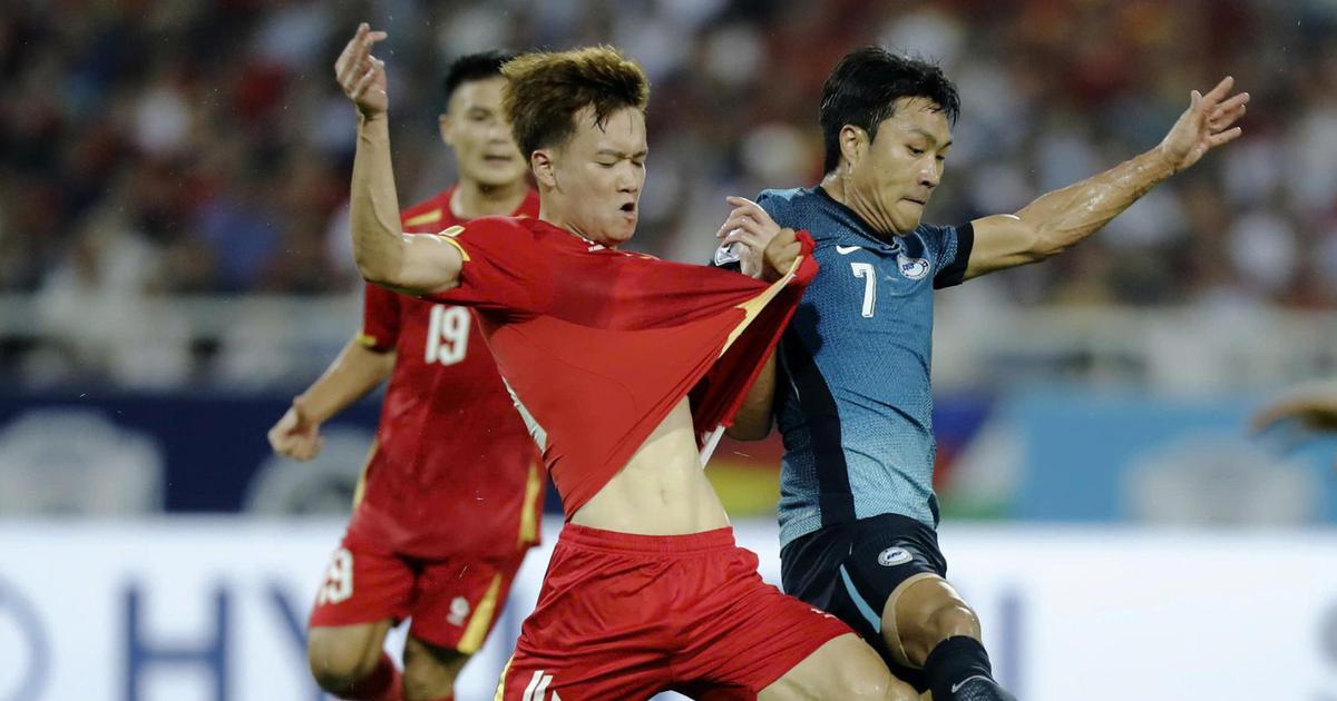 HLV Singapore: 'Chúng tôi đã không thể thắng Việt Nam, nhưng hòa cũng rất đáng tự hào'