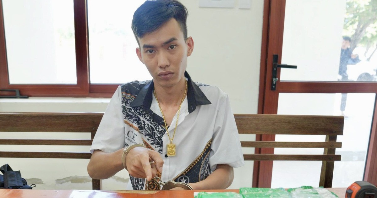 Bắt 3 bị can trong đường dây mua bán 7 kg ma túy đá và "nước vui"