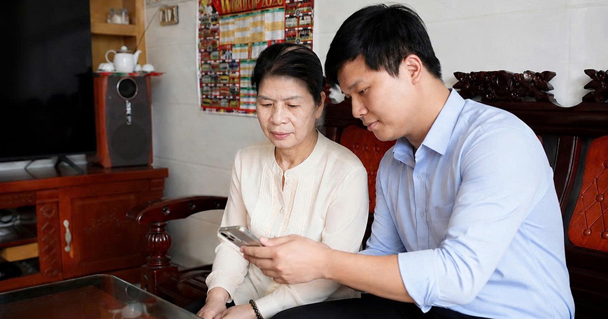 Cha mẹ đưa con vào đời, con giúp cha mẹ bước vào thế giới số