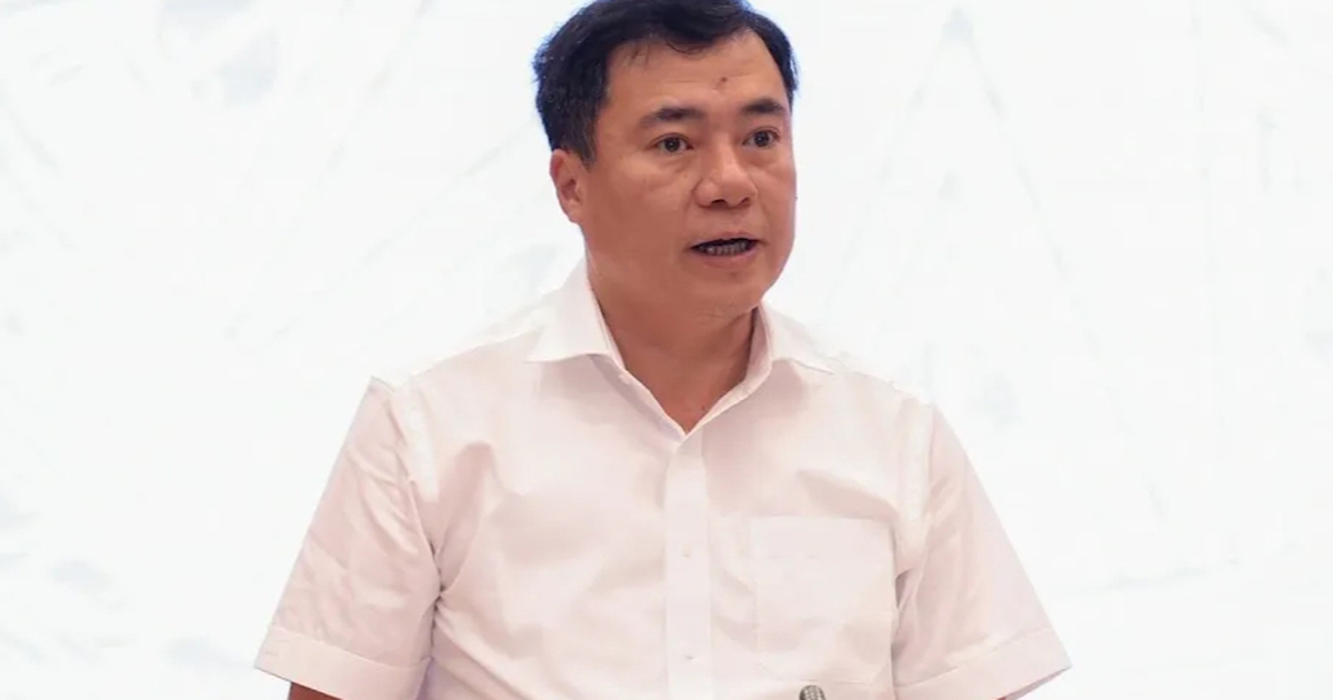 Bộ Công thương nói gì về việc "xăng dầu giảm, giá hàng hóa không giảm theo"?