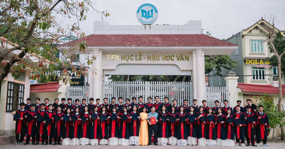 Lớp học trường làng ở Nghệ An có 18 học sinh đạt điểm 10 môn toán