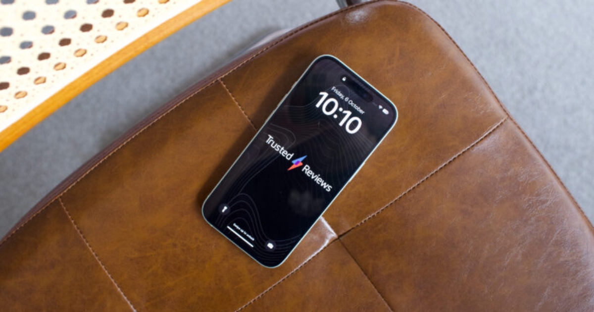 Ý nghĩa bất ngờ của biểu tượng ổ khóa bên cạnh pin trên iPhone