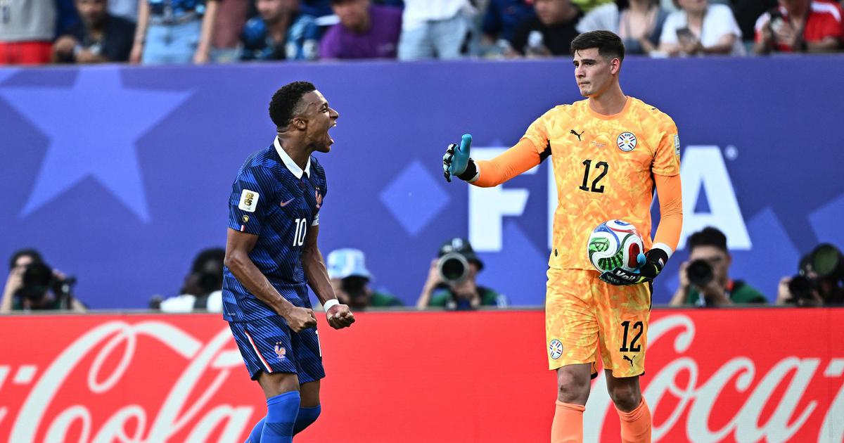 Mbappe ngoảnh mặt làm ngơ khi thủ môn Paraguay xin bắt tay: Ngôi sao Pháp có 'chảnh'?