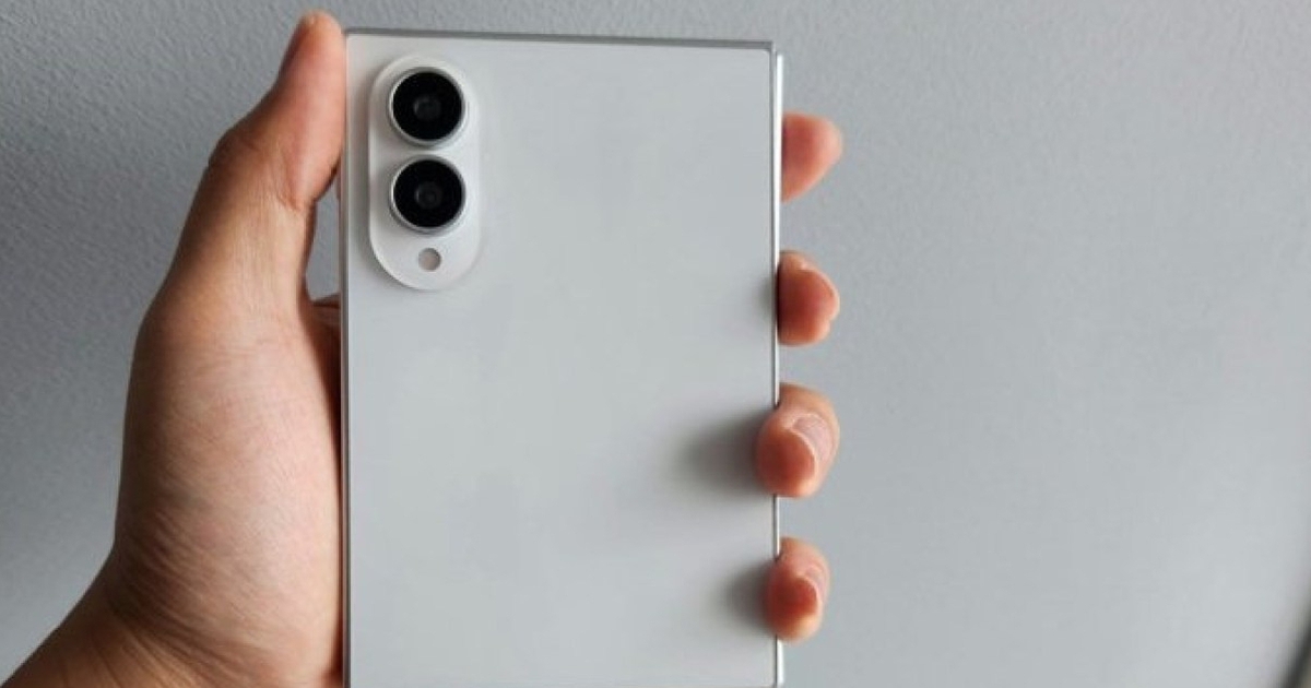 Rò rỉ giá bán Galaxy Z Fold8 khiến người dùng ngỡ ngàng