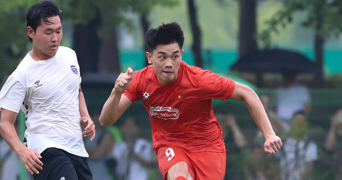 Đội tuyển Việt Nam thắng đậm 6-0 tại Hàn Quốc: Hoàng Hên lập cú đúp, Đình Bắc tỏa sáng