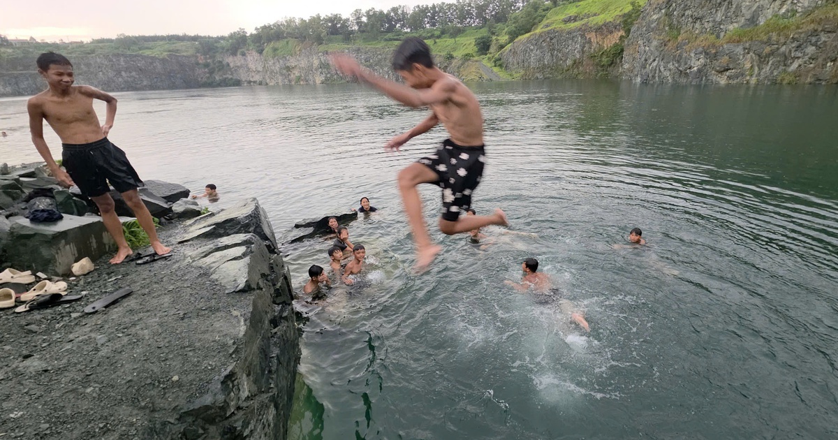 ‘Tử thần’ rình rập mỗi ngày ở mỏ đá Hóa An