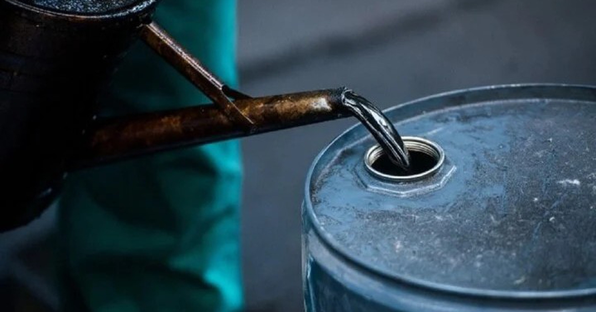 Giá xăng dầu hôm nay 7.7.2026: Nguồn cung dồi dào, giá dầu về mức trước xung đột