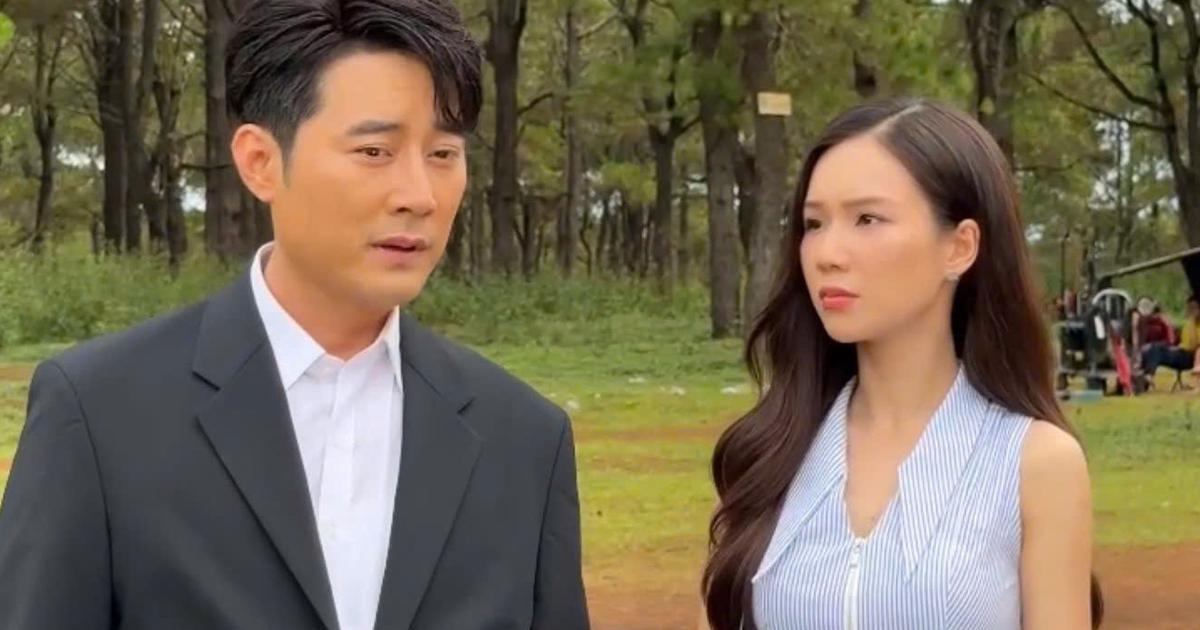 'Sếp Giang' trong 'Ch&uacute;ng ta của 8 năm sau' t&aacute;i xuất phim giờ v&agrave;ng