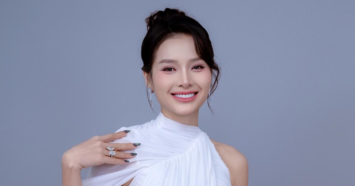 Phương Trinh Jolie n&oacute;i l&yacute; do miệt m&agrave;i đi học tuổi 38 v&agrave; mối duy&ecirc;n với bolero