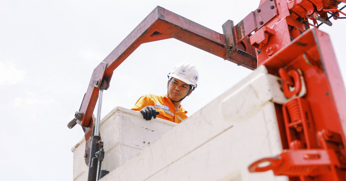 Ảnh dự thi: Vươn cao giữ sáng