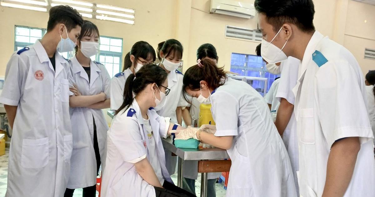 Ngành nào có mức điểm sàn cao nhất Trường ĐH Cửu Long?