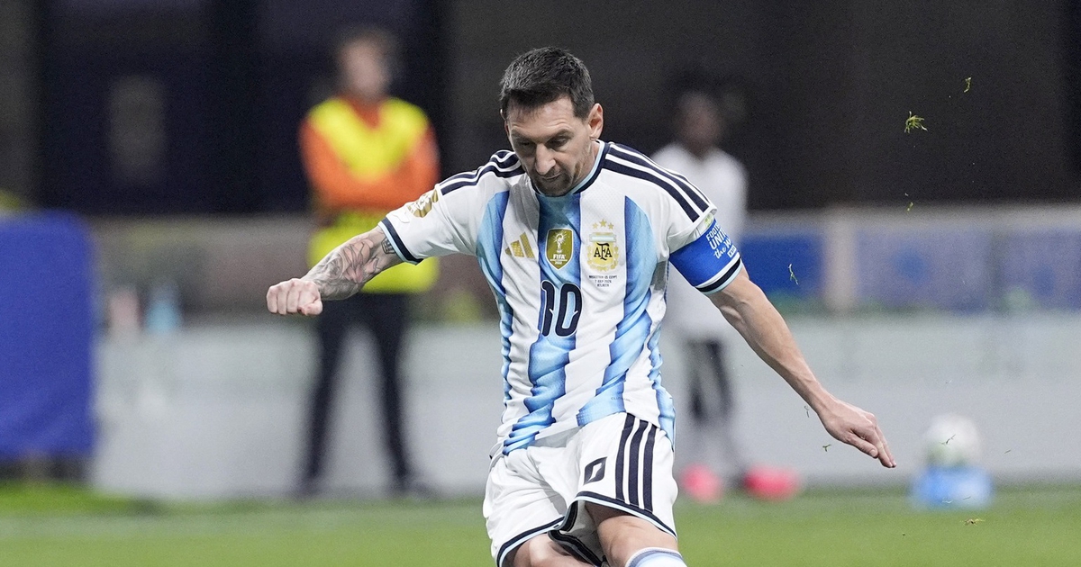 Argentina không nên để Messi tiếp tục đá phạt đền