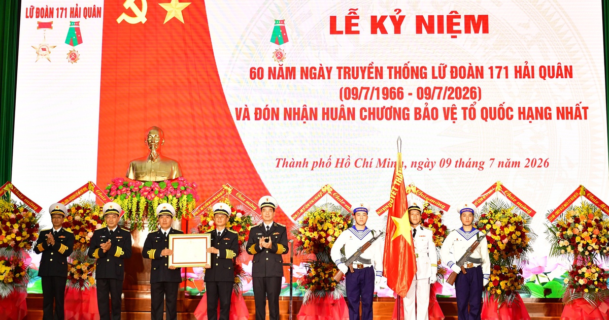 Lữ đo&agrave;n 171 V&ugrave;ng 2 Hải qu&acirc;n tổ chức lễ kỷ niệm 60 năm ng&agrave;y truyền thống