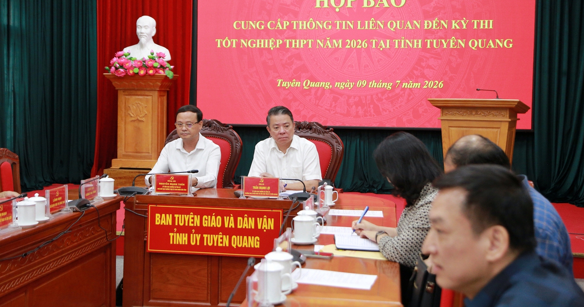 Tuyên Quang đang họp báo thông tin vụ 'điểm 10 môn toán'