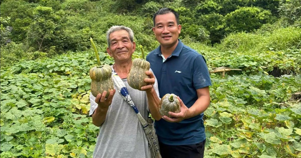 B&iacute; thư x&atilde; &lsquo;sở hữu&rsquo; nhiều clip triệu view