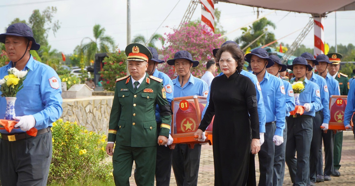 Đồng Tháp truy điệu, an táng 68 hài cốt liệt sĩ