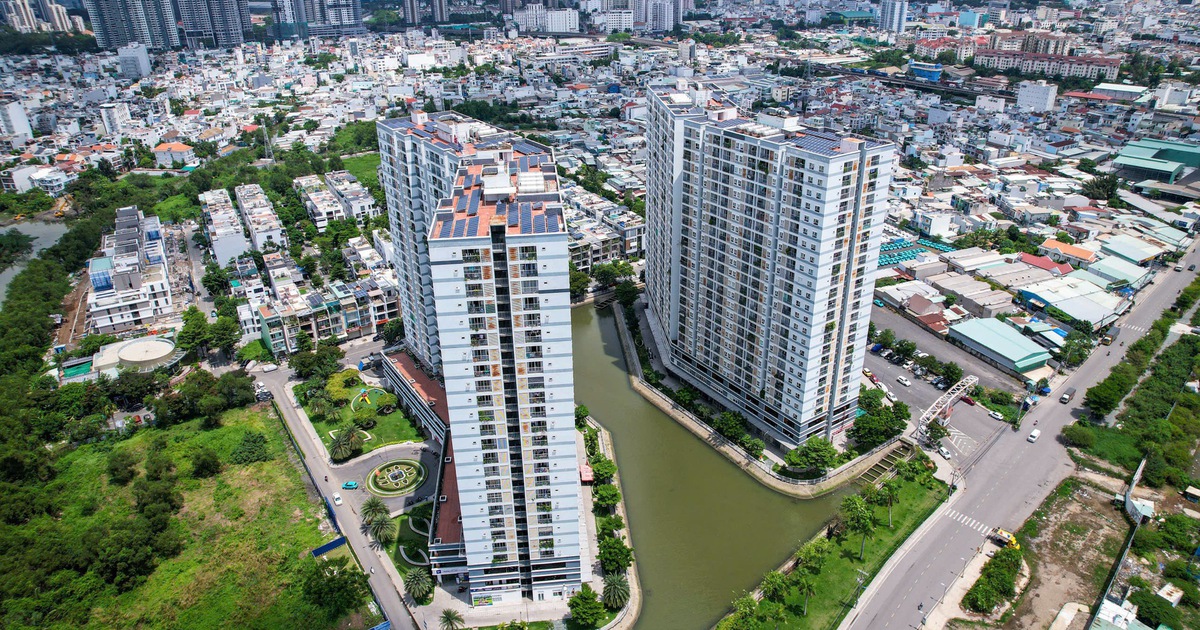 Mòn mỏi chờ sổ hồng, vì sao nhiều dự án ở TP.HCM khó gỡ vướng?