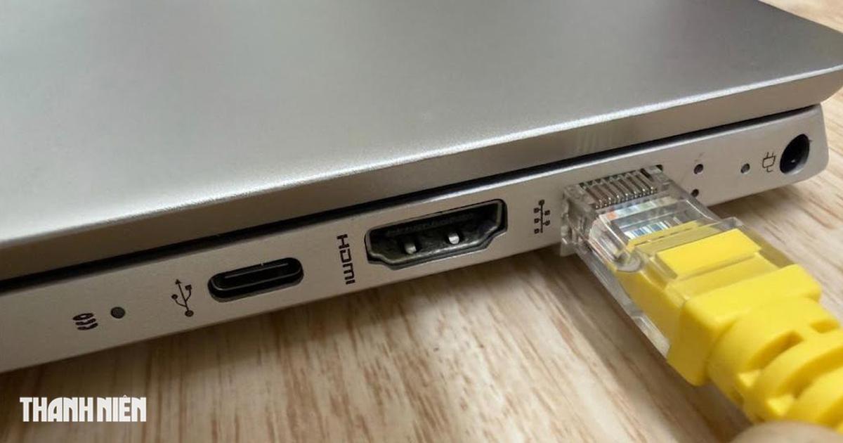 Nhiều người hối hận sau khi mua laptop vì bỏ qua cổng kết nối