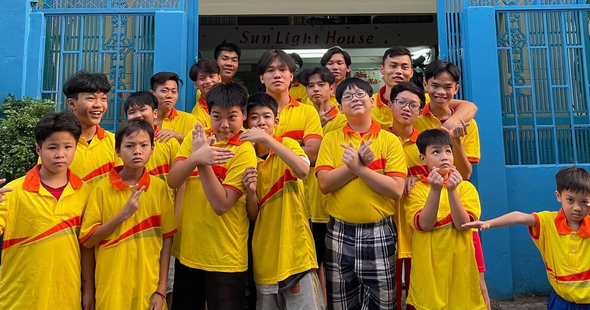 Hơi ấm tình thân ở mái ấm Ánh Sáng