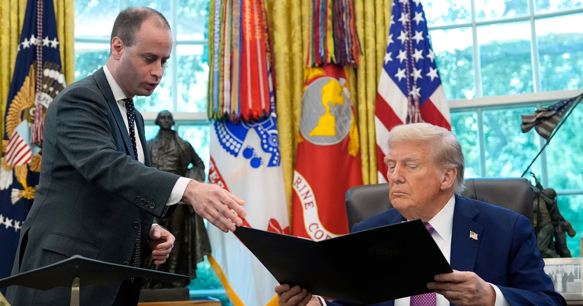 Tổng thống Trump chọn cố vấn mới giữa thời điểm then chốt