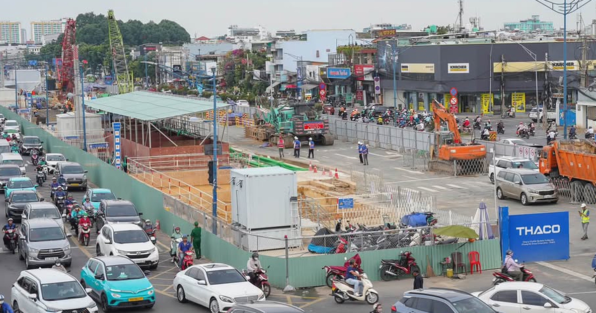 Đưa 'quái vật lòng đất' khoan hầm tuyến metro số 2 TP.HCM sớm 2 tháng