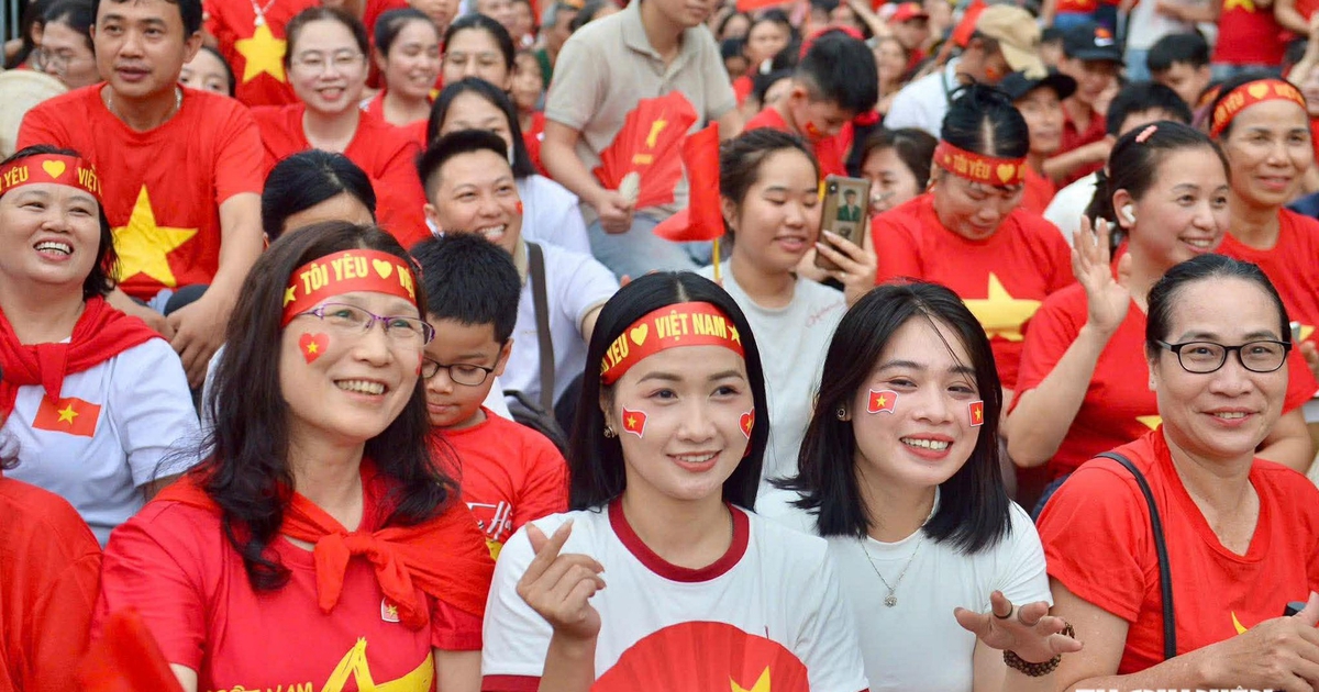 Công đoàn đề nghị công bố lịch nghỉ lễ 30.4 - 1.5.2027