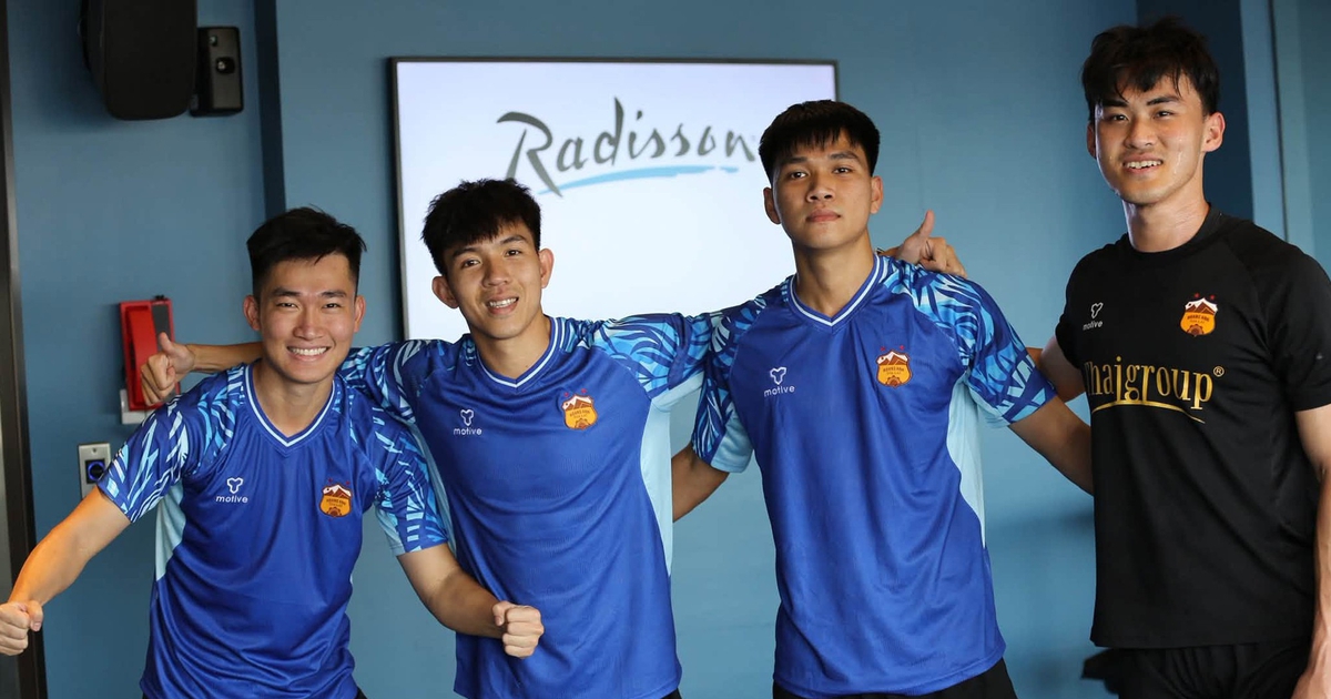 Thấy gì khi HAGL và các CLB Việt Nam 'đổ bộ' Thái Lan mùa hè này?