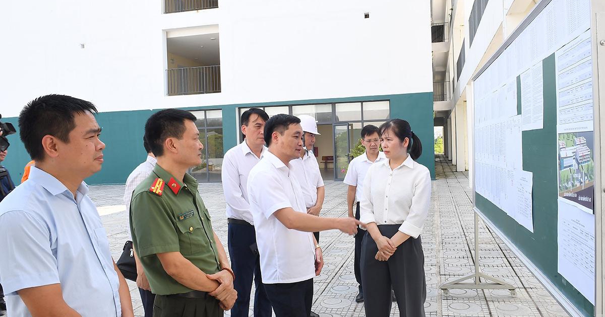 Bộ GD-ĐT thành lập đoàn giám sát thi lại tại điểm thi THPT chuyên Tuyên Quang