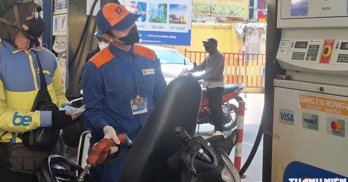 Giá xăng dầu mới nhất, áp dụng từ 15 giờ hôm nay 13.8