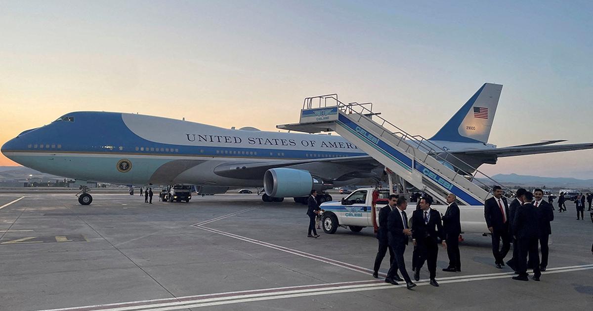 Ồn ào vụ ông Trump đối phó đe dọa ám sát