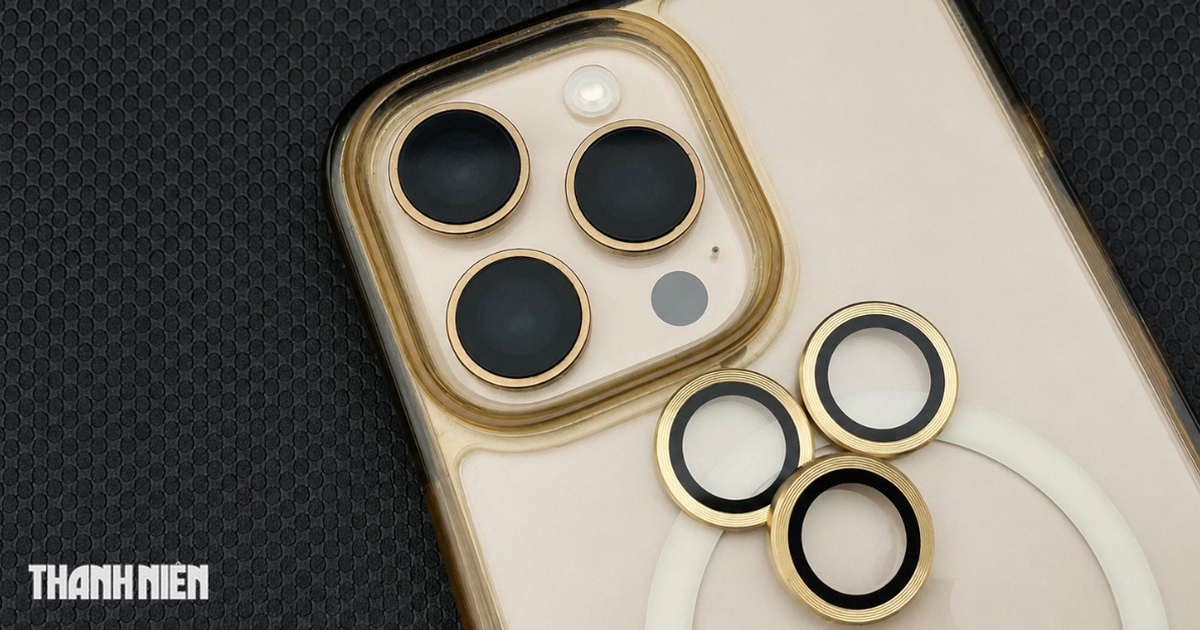 Có nên sử dụng phụ kiện bảo vệ ống kính camera smartphone?
