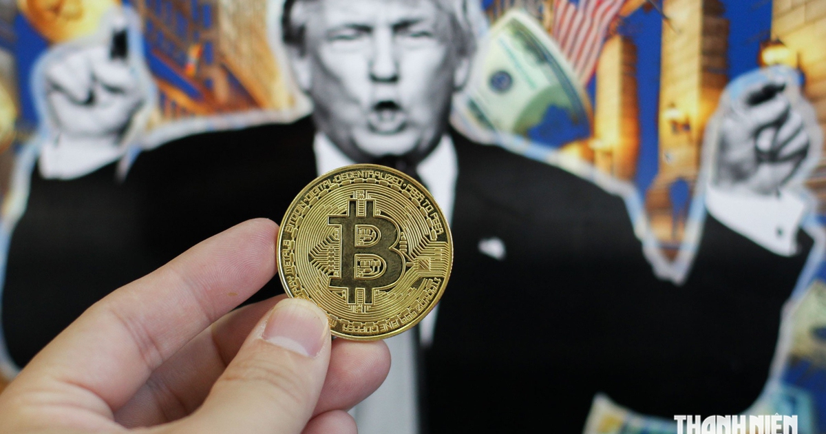 Giá Bitcoin hôm nay 17.8.2026: Bitcoin thủng đáy 63.000 USD