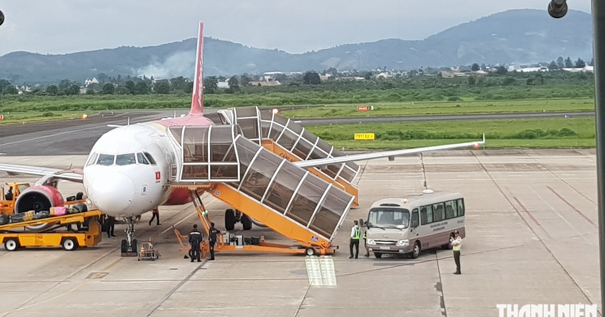 Sân bay Liên Khương đón chuyến bay đầu tiên sau 5 tháng đóng cửa