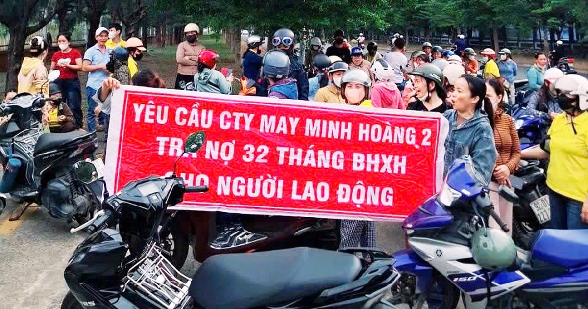 Đ&agrave; Nẵng: H&agrave;ng trăm c&ocirc;ng nh&acirc;n mất quyền lợi v&igrave; c&ocirc;ng ty nợ BHXH gần 3 năm
