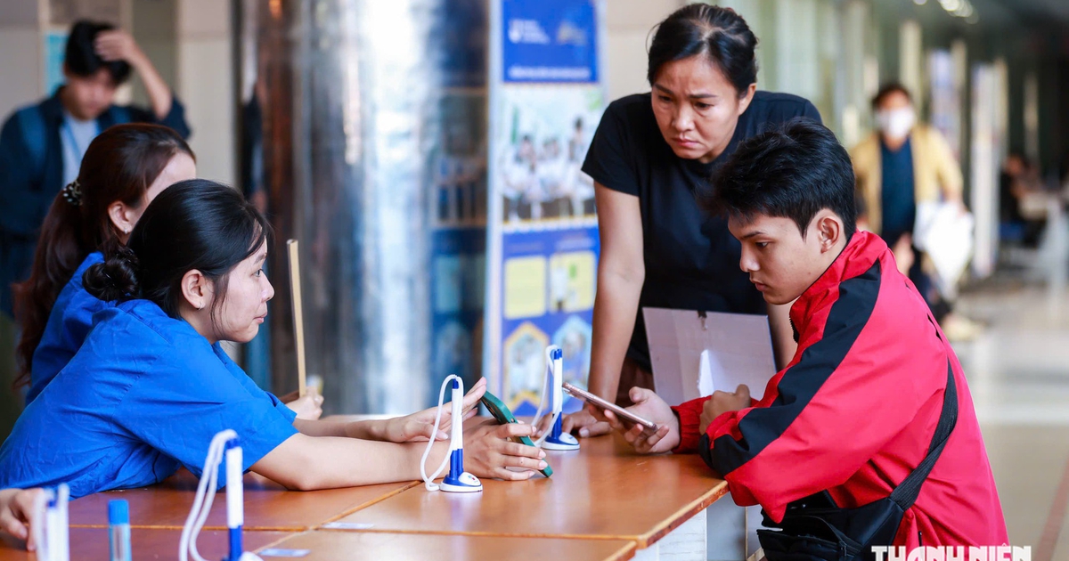 Học ph&iacute; ĐH năm học 2026-2027: nh&oacute;m ng&agrave;nh cao nhất v&agrave; thấp nhất ch&ecirc;nh nhau bao nhi&ecirc;u?