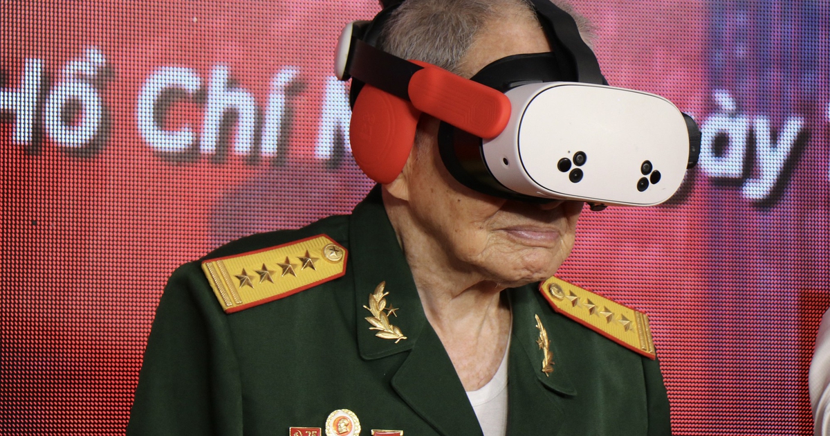 Anh hùng Tư Cang "xuyên không" về Ba Đình năm 1945 bằng công nghệ VR