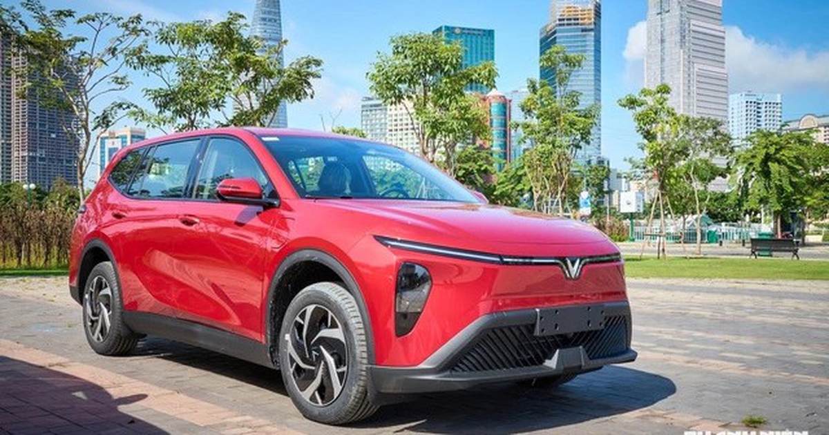 Xe gia đình cỡ nhỏ: VinFast lại kéo cả phân khúc tăng trưởng