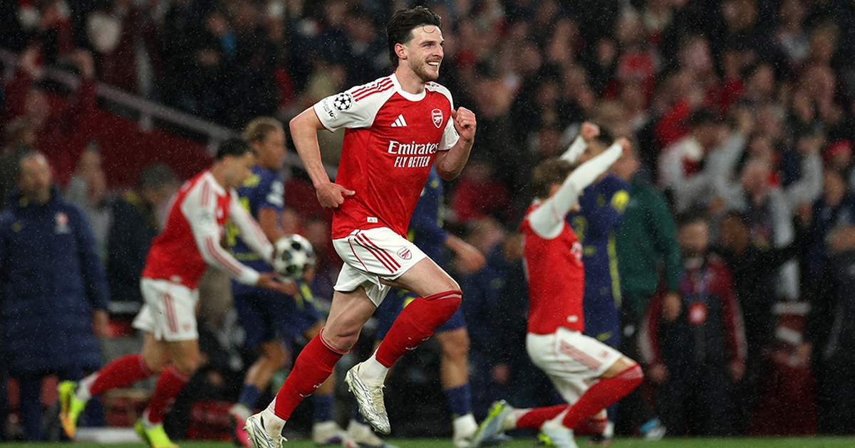 Ngoại hạng Anh khai diễn: Arsenal bước vào hành trình lịch sử