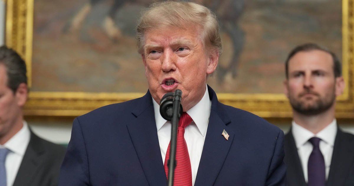 Ông Trump tuyên bố mở ‘chiến tranh kinh tế’ chưa từng có chống Iran