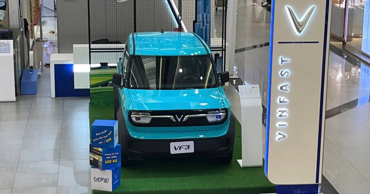Xe điện mini 'thống lĩnh' đường phố Việt