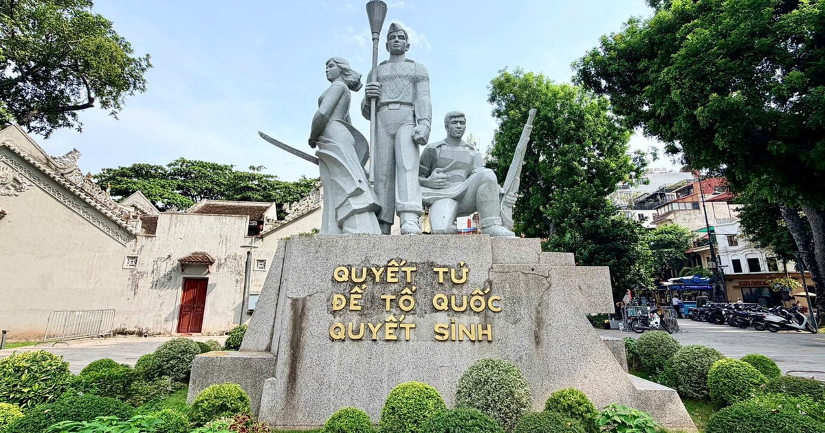 Di chuyển tượng đài 'Quyết tử để Tổ quốc quyết sinh' gần hồ Hoàn Kiếm
