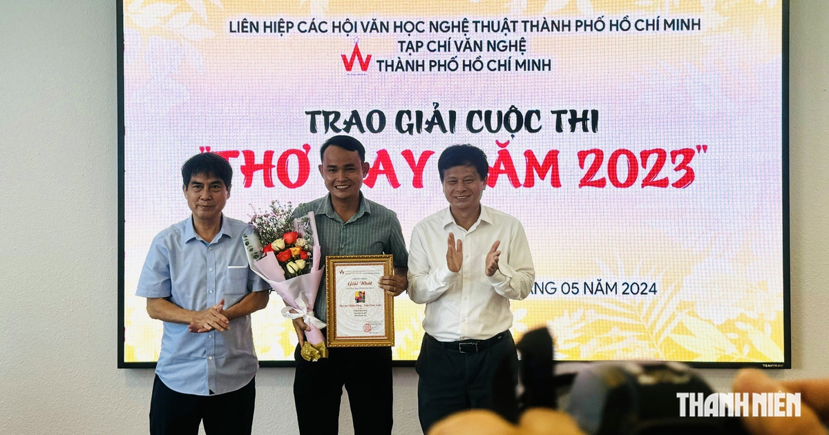 Tạp chí Văn nghệ TP.HCM vẫn xuất bản, chờ chuyển đổi bản điện tử