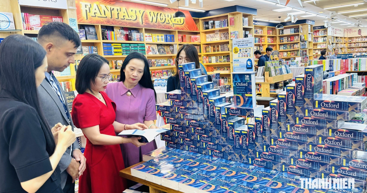 Chia sẻ nhiều bí quyết, kỹ năng giao tiếp và tự học tiếng Anh từ Oxford