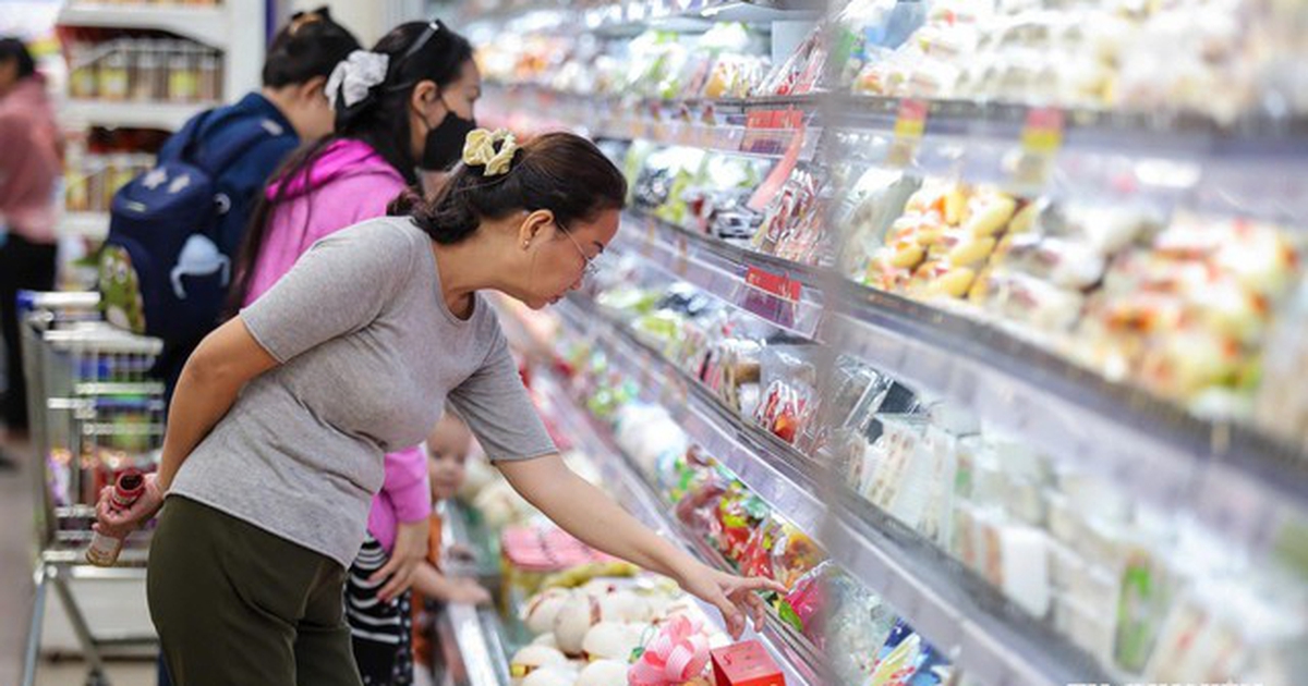 Mở rộng giảm thuế cho người làm công ăn lương