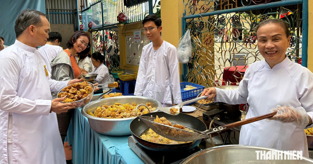 Người theo đạo Cao Đ&agrave;i ăn chay những ng&agrave;y n&agrave;o, c&oacute; những quy định g&igrave;?