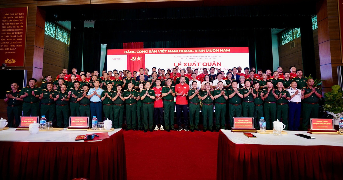 Thể Công Viettel ra mắt 11 tân binh, nhận 5 nhiệm vụ đặc biệt mùa mới: HLV Popov nói gì?