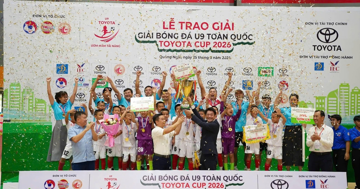 Bất ngờ đánh bại SLNA, U.9 Sơn La vô địch toàn quốc