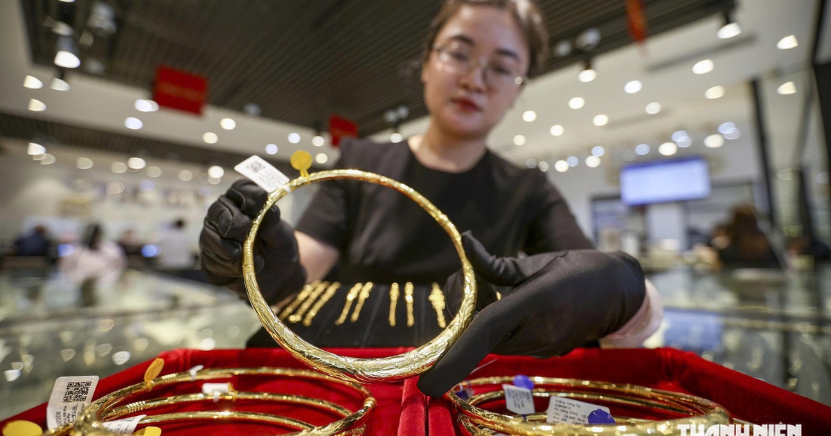 Giá vàng giảm sau 4 ngày tăng liên tiếp