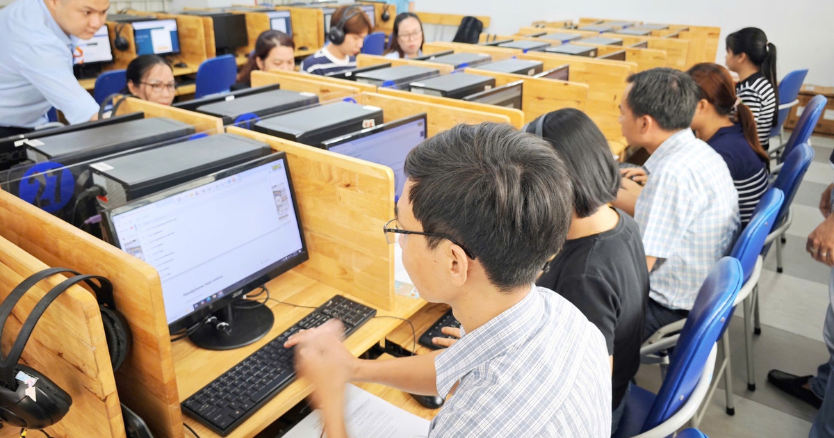 Gi&aacute;o vi&ecirc;n nghỉ hưu c&oacute; thể dạy to&agrave;n thời gian: Kh&ocirc;ng chỉ để bổ sung nh&acirc;n lực