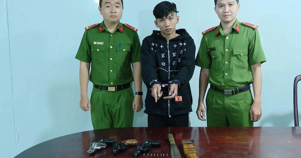 Bắt 4 người dùng súng giải quyết mâu thuẫn trên mạng xã hội